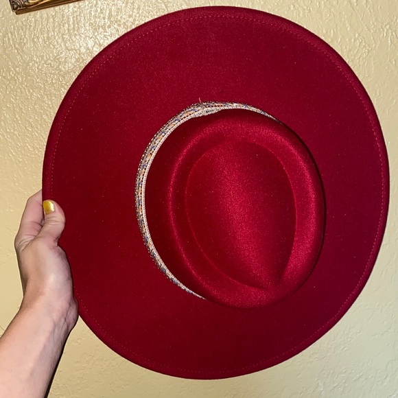 jen & co Accessories - Red women’s hat